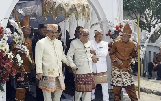 Bustami Zainudin Tegaskan DPD RI Pentingnya Menjaga Adat Lampung