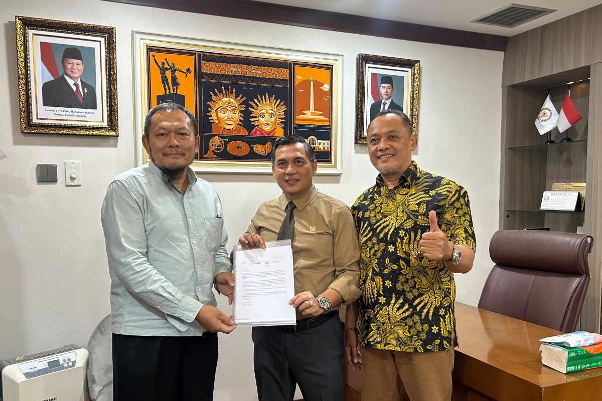 DPD RI Achmad Azran Bahas Pengaduan Pertanahan Rawa Badak dengan BPN DKI