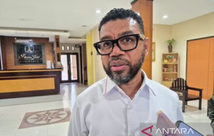 Filep Wamafma Desak Pembaruan Aturan Konsumen di Tengah Ekonomi Digital