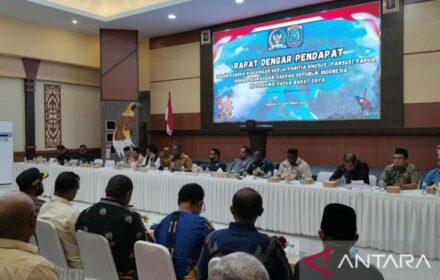 Filep Wamafma Serap Aspirasi Papua Barat Daya, Pansus DPD RI Soroti HAM dan Pengungsi