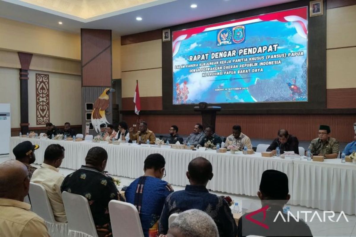 Filep Wamafma Serap Aspirasi Papua Barat Daya, Pansus DPD RI Soroti HAM dan Pengungsi