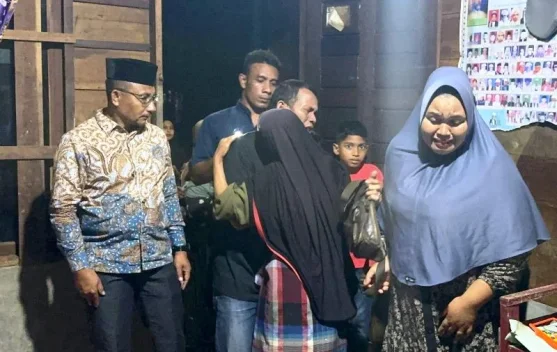 Haji Uma DPD RI Bantu Pemulangan Marzuki Warga Aceh dari Malaysia