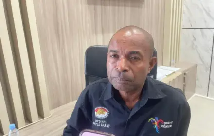 Matias Rumbruren Ajak Jaga Kearifan Lokal untuk Majukan Pariwisata Papua Barat