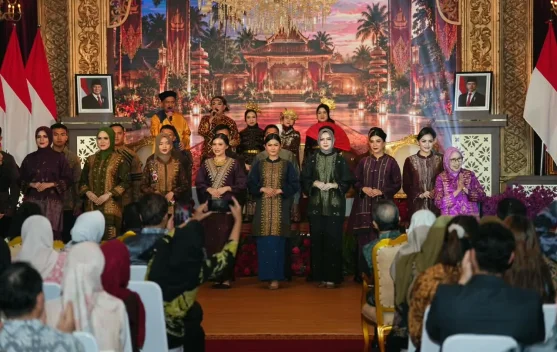 Ratu Tenny Leriva Dukung Pelestarian Kesenian Sumsel dalam Malam Kebudayaan PERDICI
