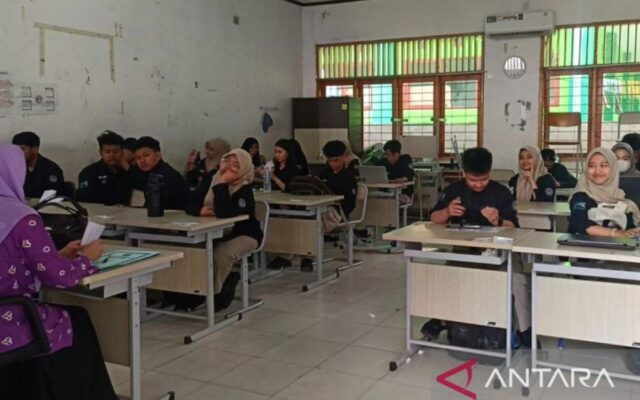 Aji Mirni Mawarni Usulkan CSR Tambang Menanggung Pendidikan Anak di Kawasan Kaltim