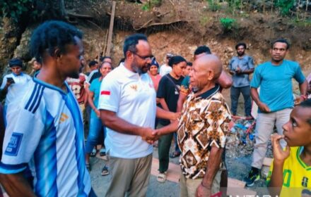 Arianto Kogoya Minta Pemda Papua Pegunungan Siapkan Lahan untuk Sekolah Rakyat