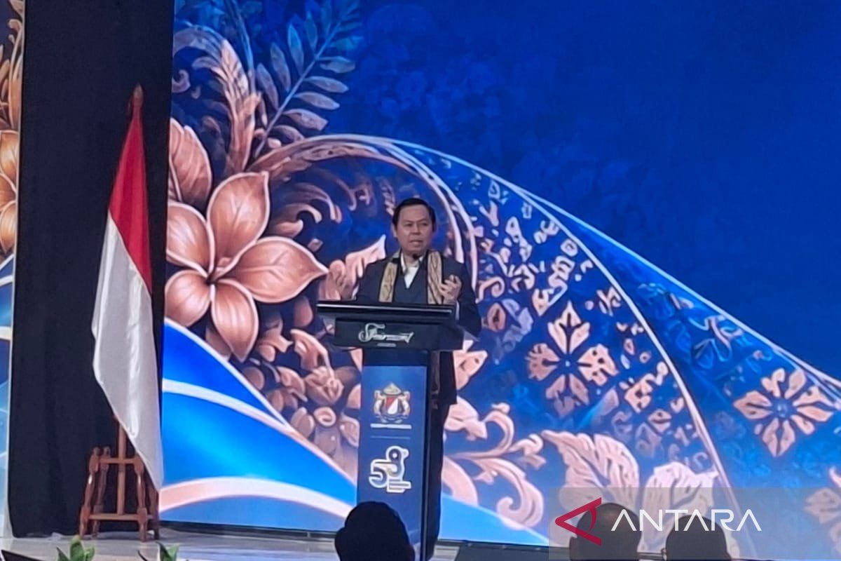 Sultan Bachtiar Najamudin Dorong RUU Kadin Perkuat Peran Daerah dalam Pembangunan Nasional
