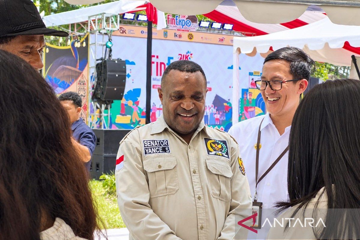 Yance Samonsabra Dorong Perluasan Pembiayaan Usaha Produktif di Pelosok Papua Barat
