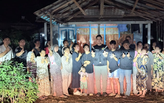 Anggota DPD RI Dayat El Salurkan Bantuan Air Bersih untuk Warga Tanah Laut
